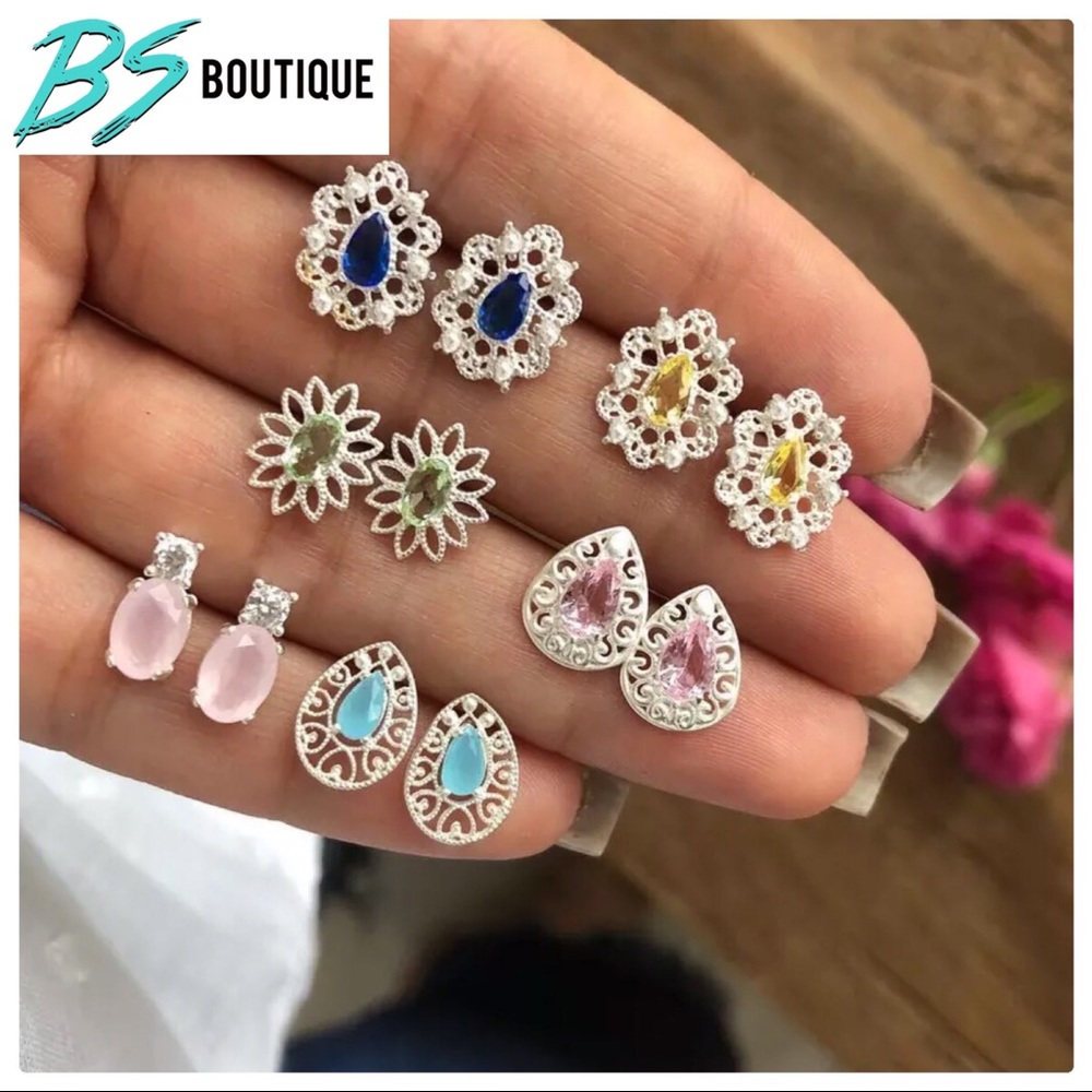 🍁JUST ARRIVED🍁 6 Pair Dainty Chic Minimal Studs